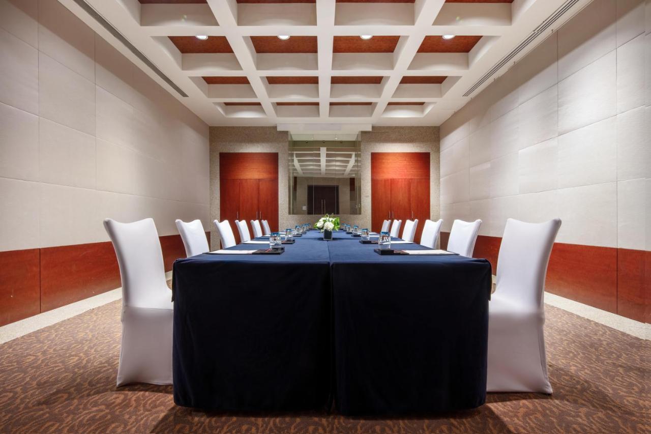 Grand Millennium Beijing Hotel Екстериор снимка