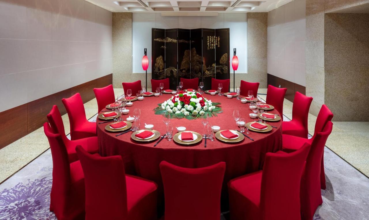 Grand Millennium Beijing Hotel Екстериор снимка