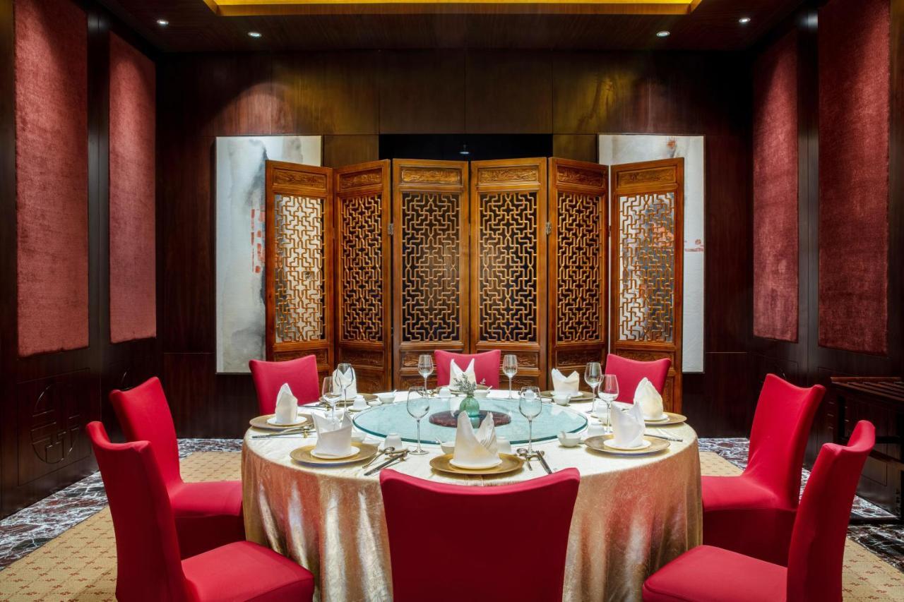 Grand Millennium Beijing Hotel Екстериор снимка